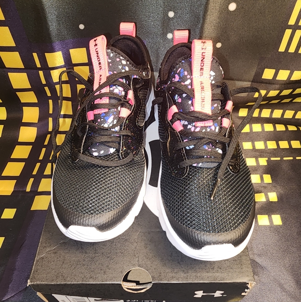 Girls Athletic Sneaker
